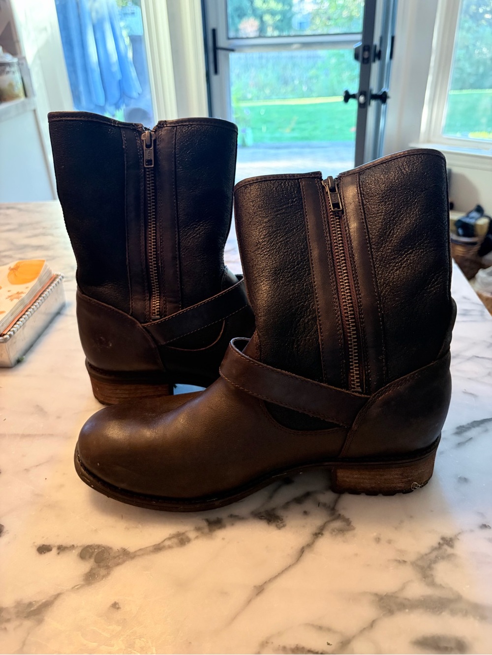 UGG Chaney Brown Leather Buckle Boots, Shearling Lining, Size 9, GUC